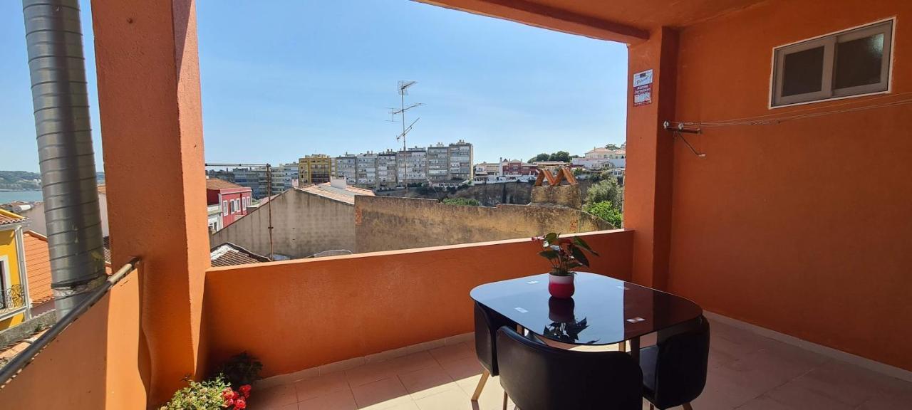 Apartmán Relax In Lisbon For 4 People With Terrace And Parking Exteriér fotografie