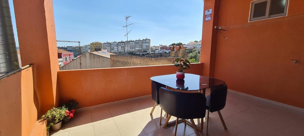 Apartmán Relax In Lisbon For 4 People With Terrace And Parking Exteriér fotografie