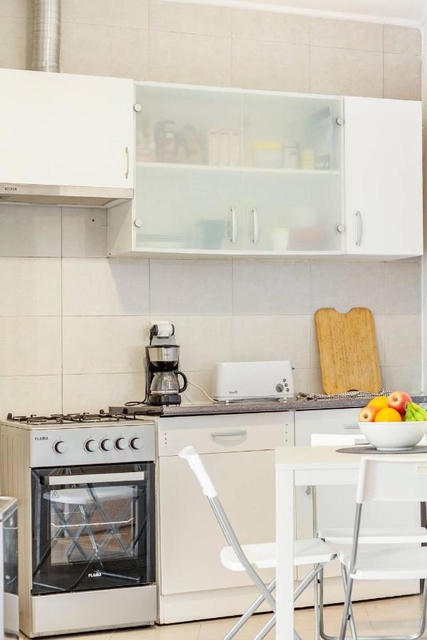 Apartmán Relax In Lisbon For 4 People With Terrace And Parking Exteriér fotografie