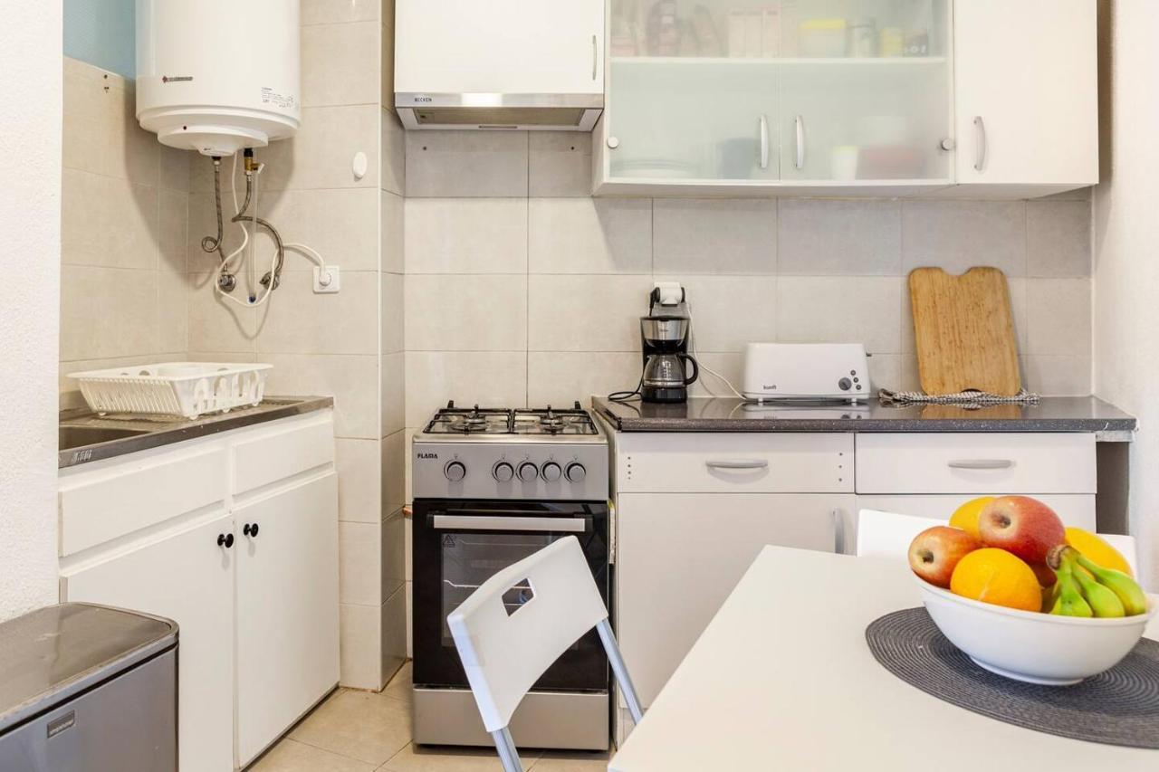 Apartmán Relax In Lisbon For 4 People With Terrace And Parking Exteriér fotografie